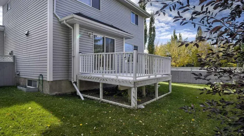 576 Douglas Glen Boulevard SE