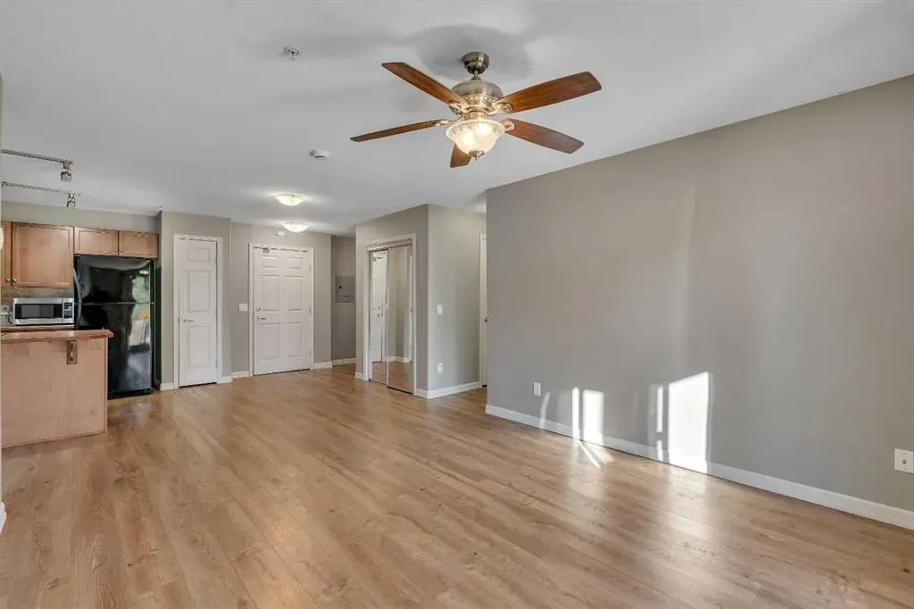 92 Crystal Shores Road, #3201