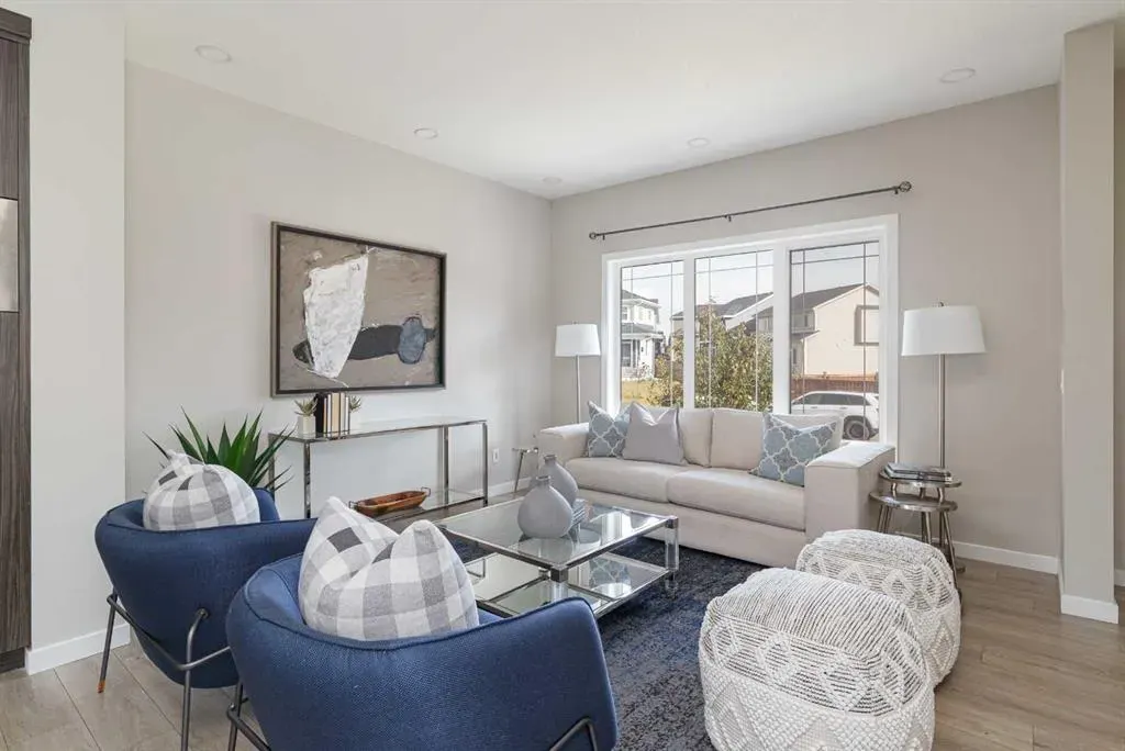 25 Sunrise Way
