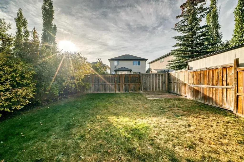 168 Royal Oak Terrace NW