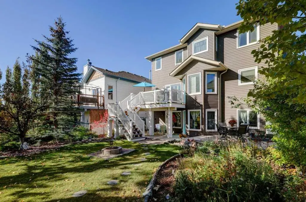 2423 Morris Crescent SE