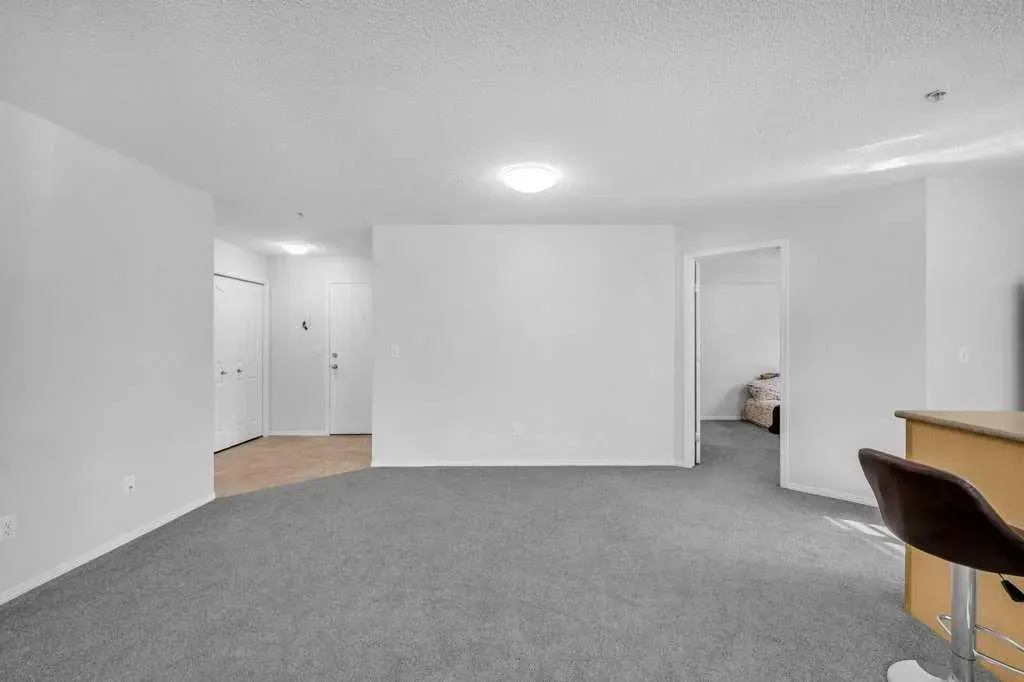 60 Panatella Street NW, #4102