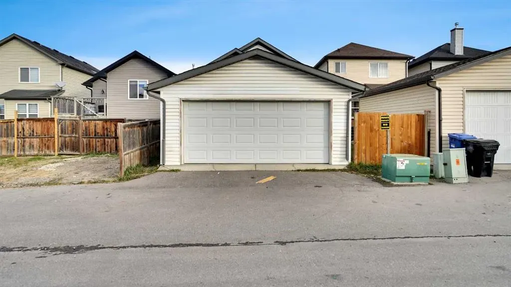 40 saddlefield Road NE