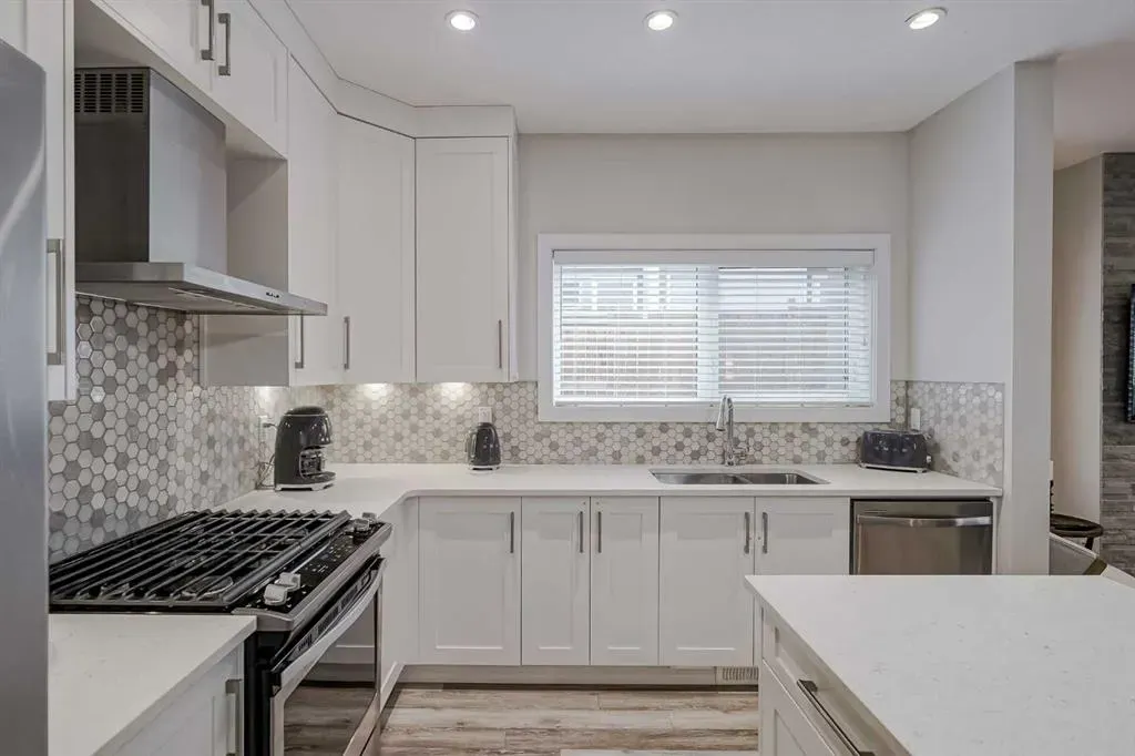 2416 30 Street SW, #2