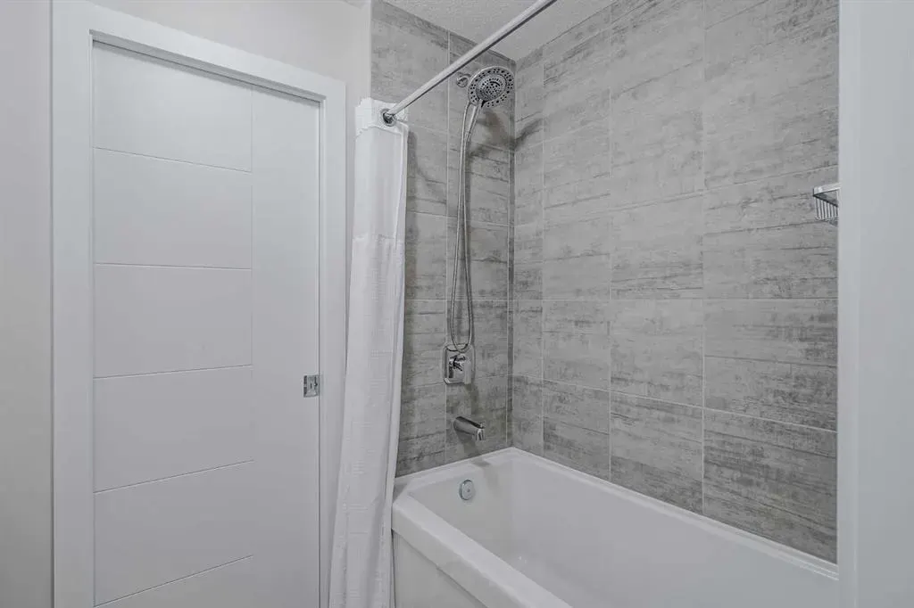 2416 30 Street SW, #2