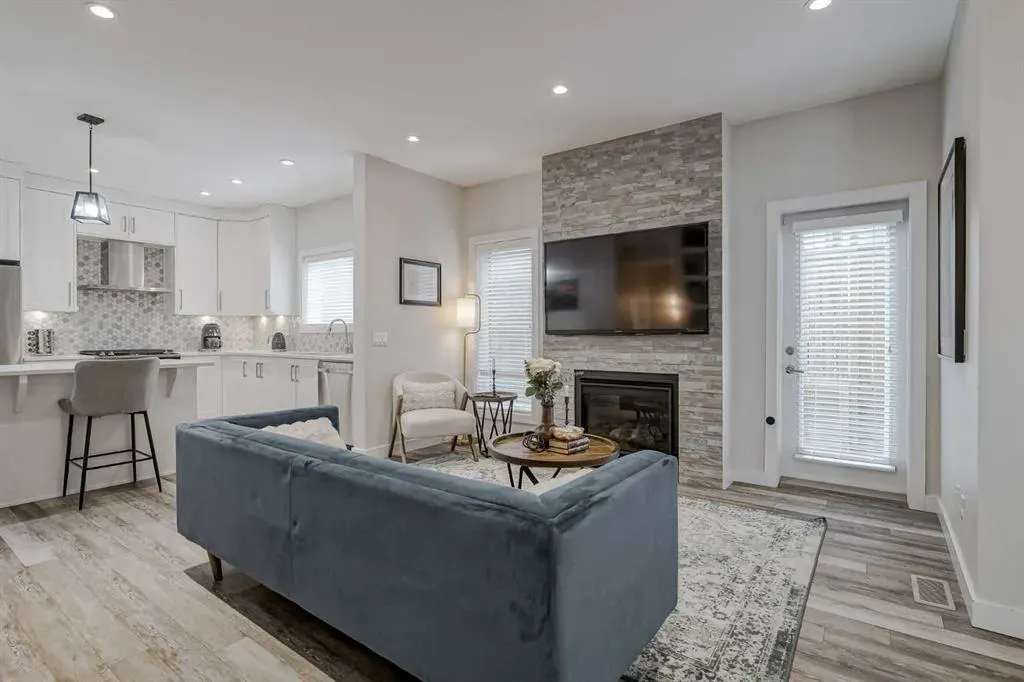 2416 30 Street SW, #2