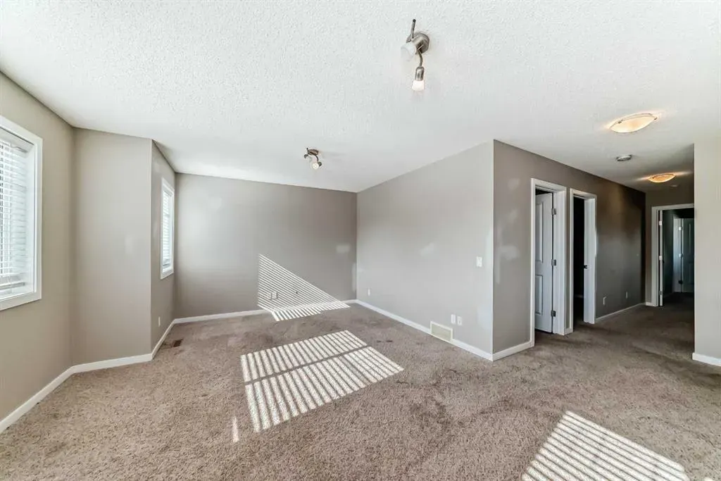 144 REUNION Grove NW