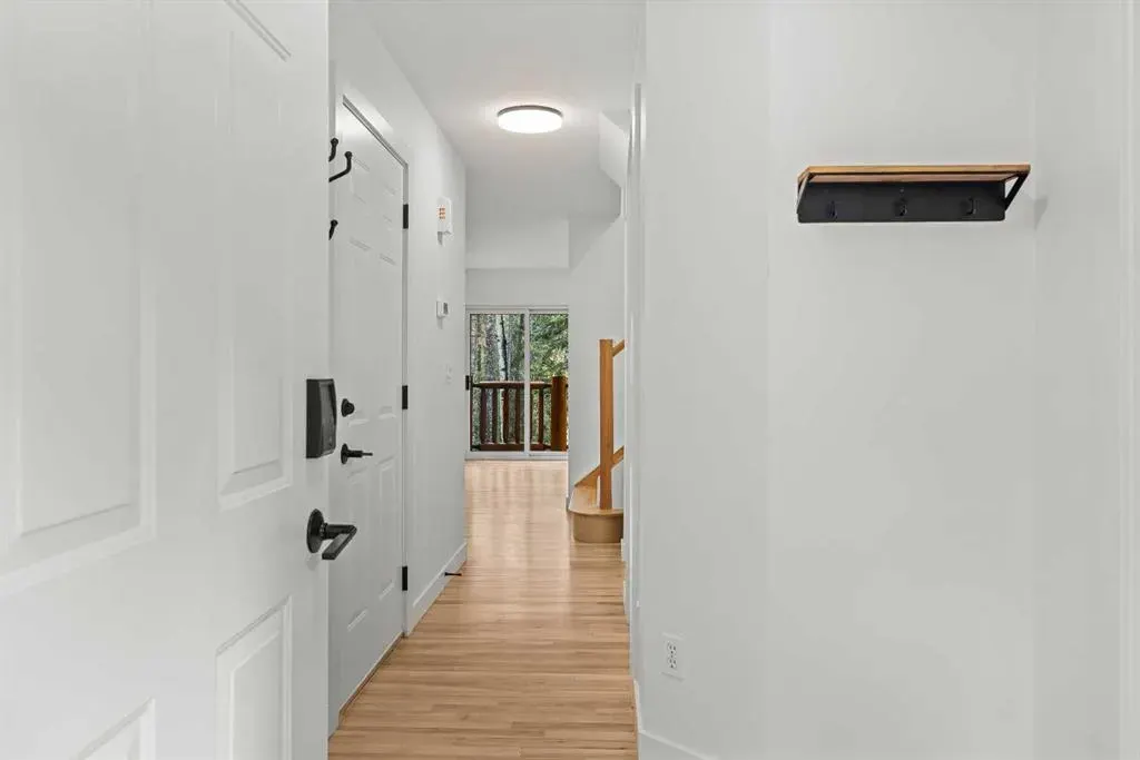 1022 Rundleview Drive, #13