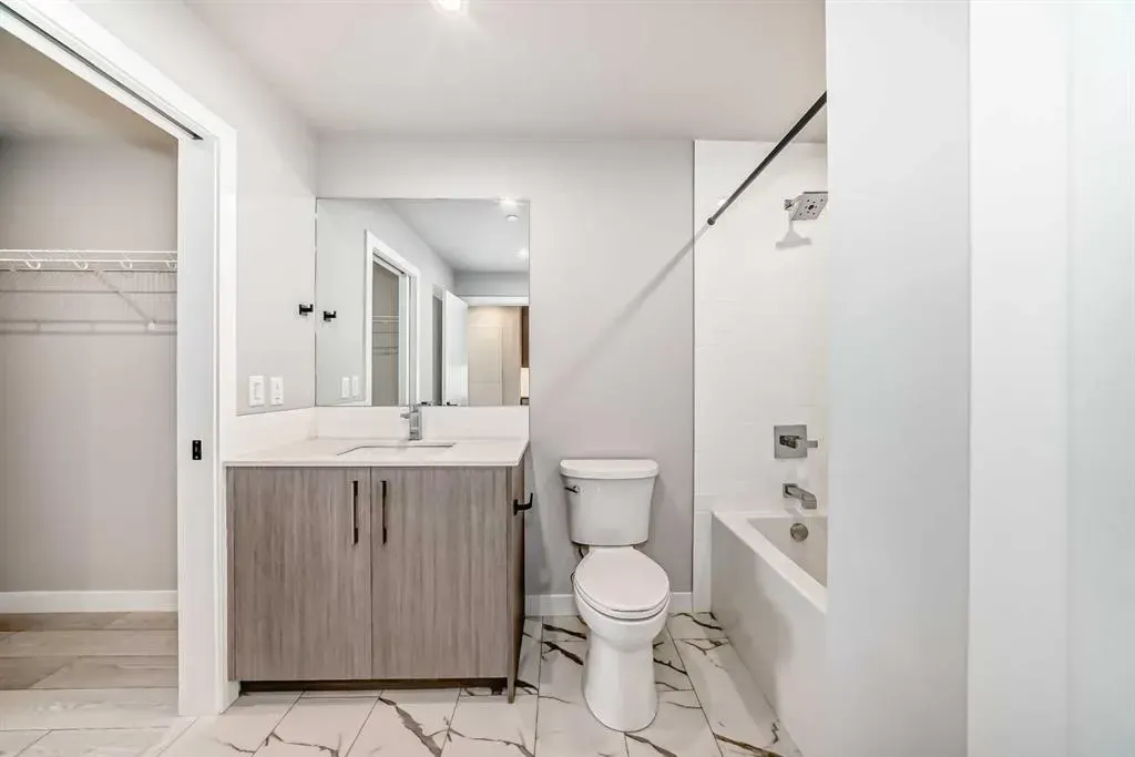 110 18a street nw, #206