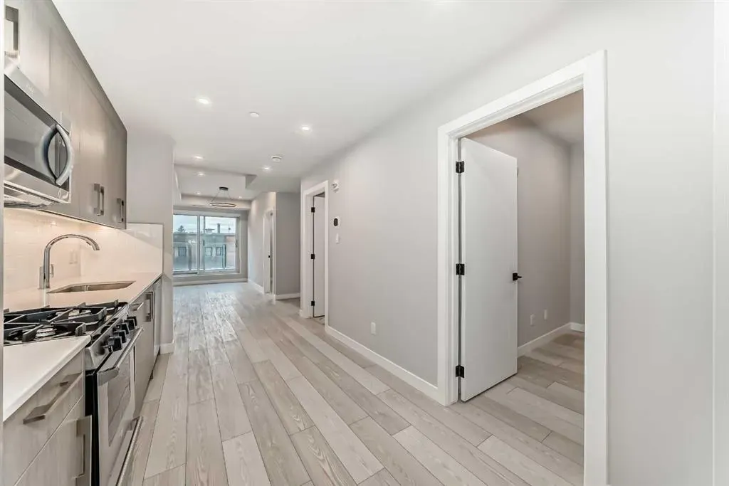 110 18a street nw, #206