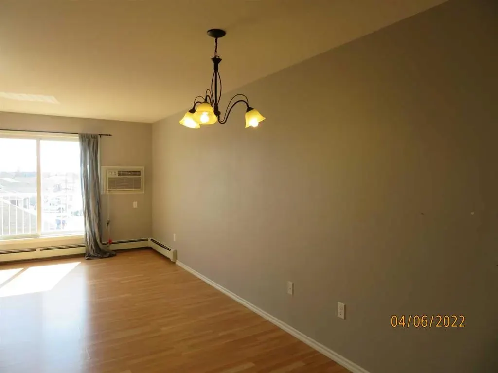 6608 42 Street, #303A