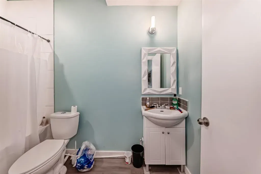 321 Carringvue Place NW