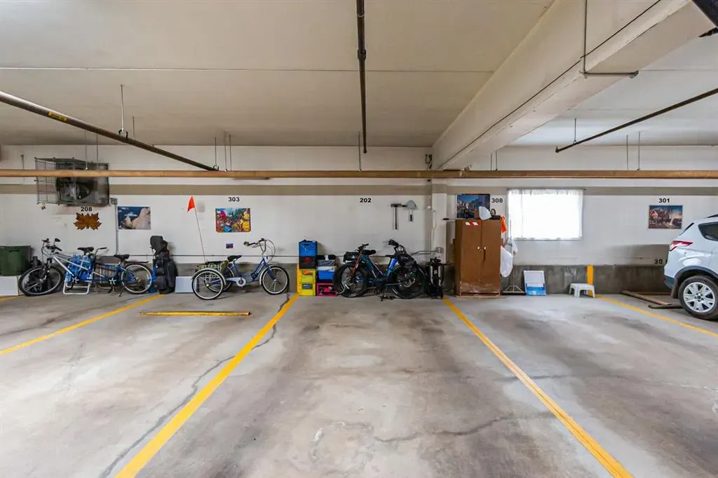 5100 52 Street, #202
