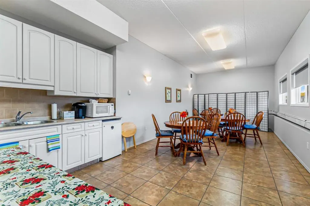 5100 52 Street, #202