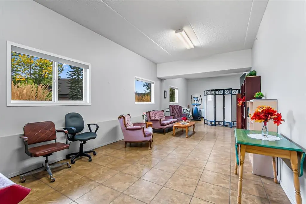 5100 52 Street, #202