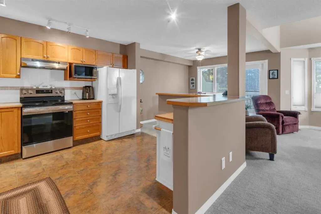 200 Sandstone Drive NW, #19