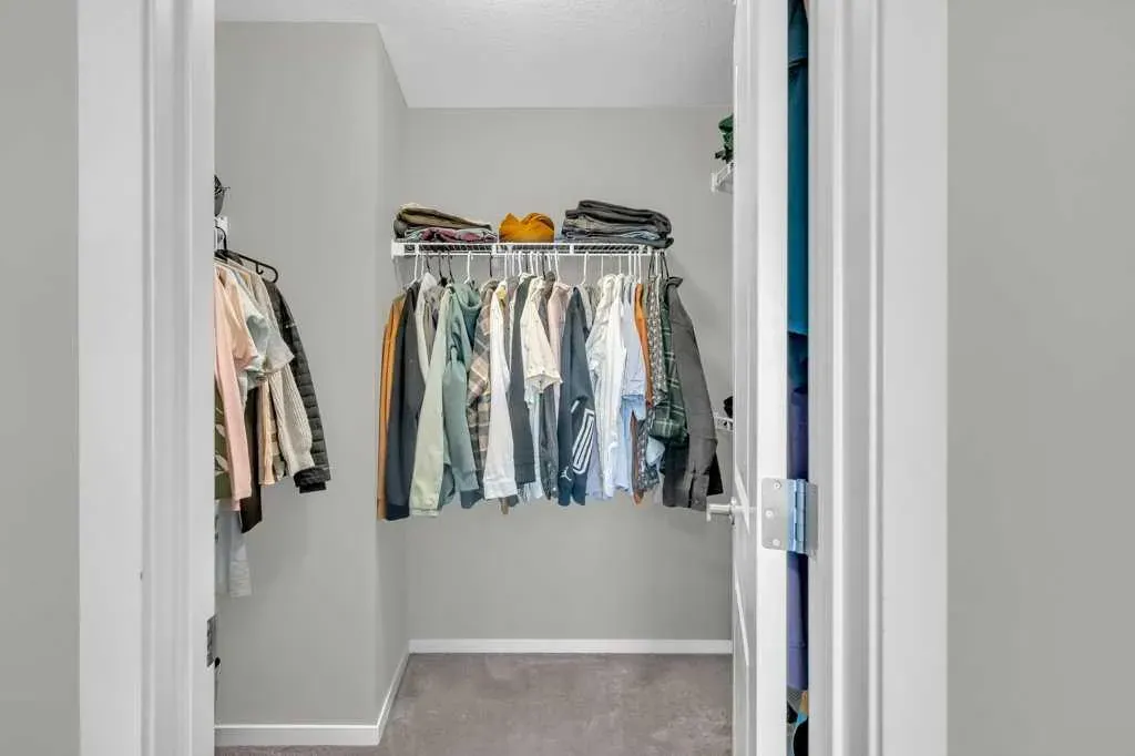 749 Windrow Manor SW