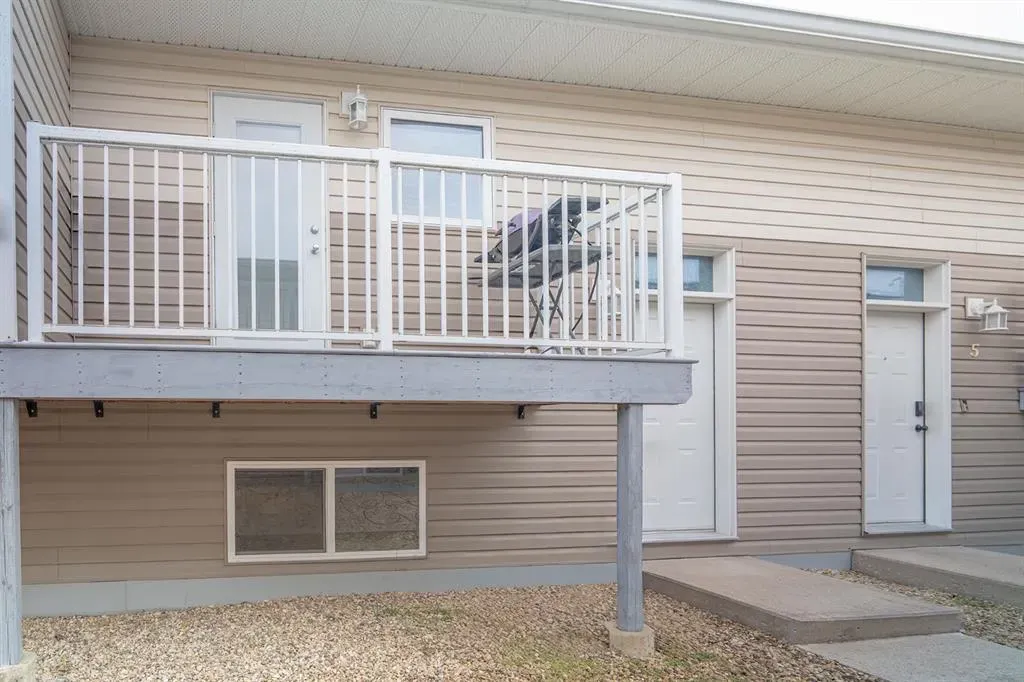 4605 55 Street, #6