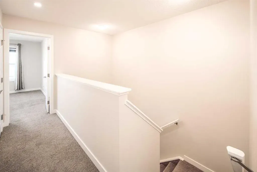 70 Evanscrest Road NW