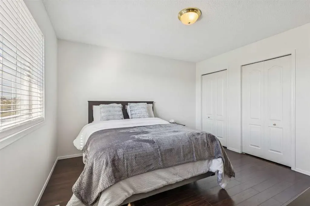 132 San Diego Green NE