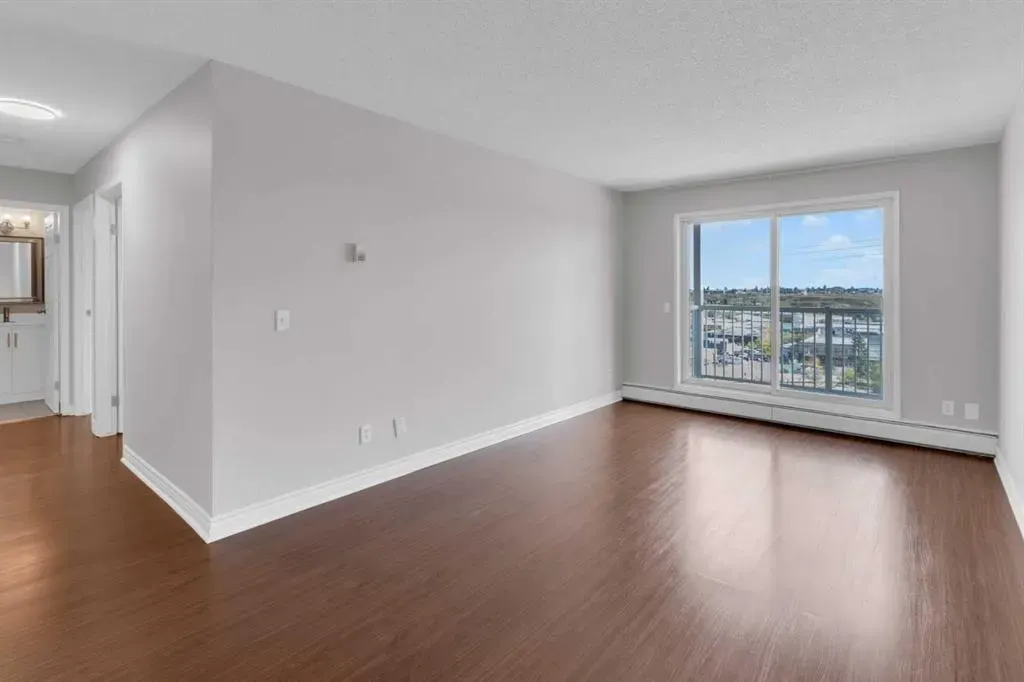 3606 Erlton Court SW, #204