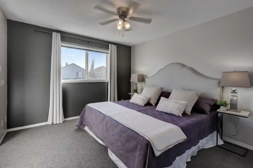 64 cimarron grove Close