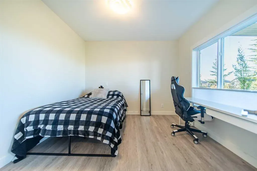 27 Sunset Park