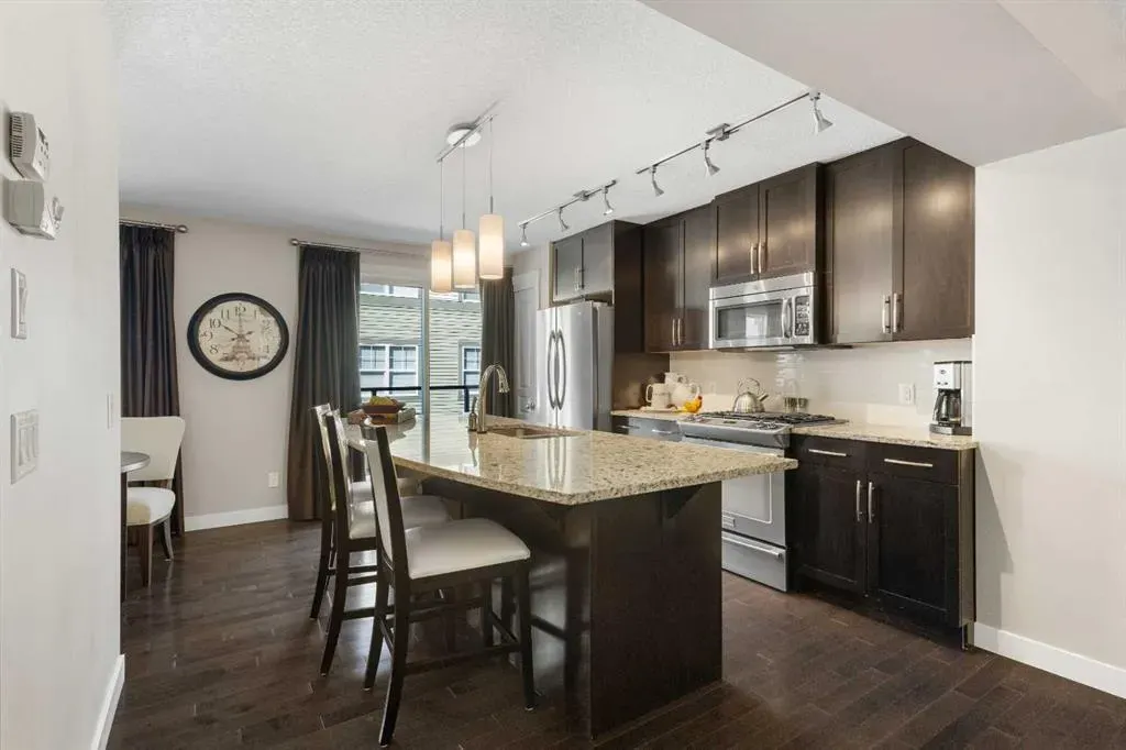 619 Mckenzie Towne Square SE