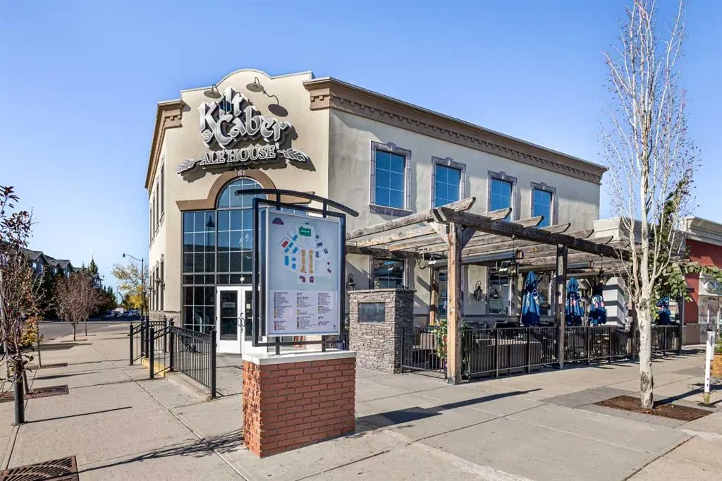 619 Mckenzie Towne Square SE
