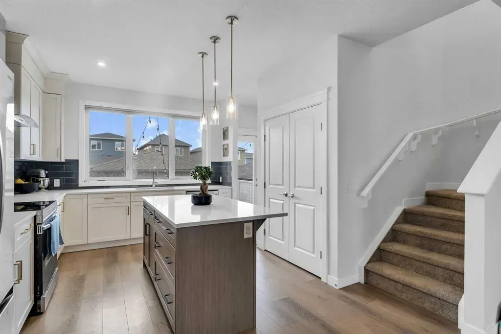 17 Veranda Boulevard SW