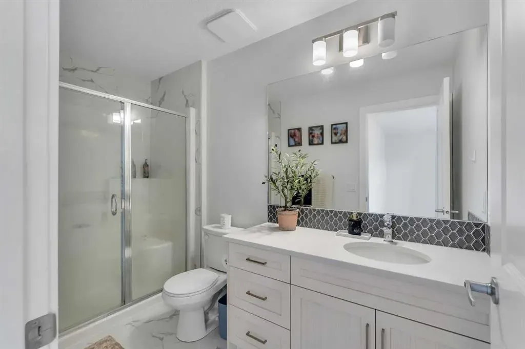 17 Veranda Boulevard SW