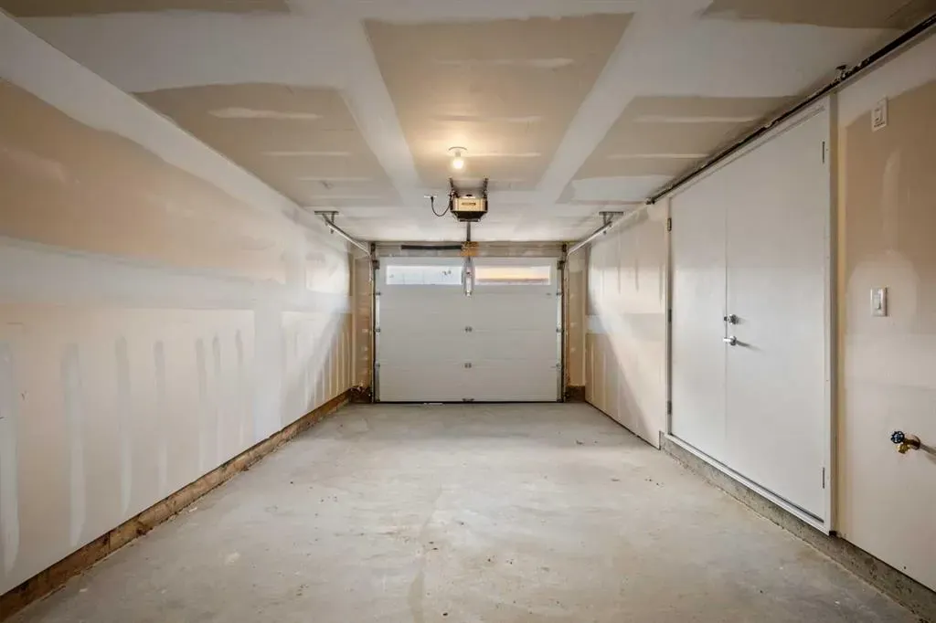 8235 8 Avenue SW, #116