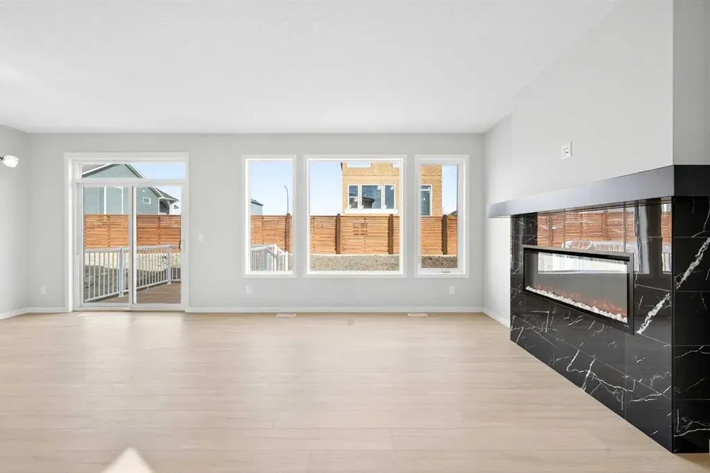 227 Lucas Gardens NW