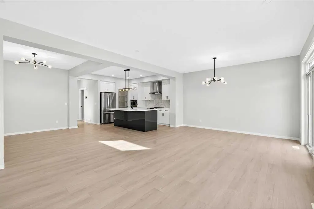 227 Lucas Gardens NW