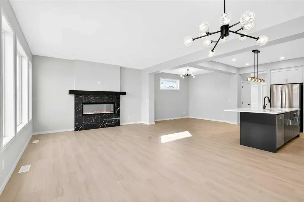 227 Lucas Gardens NW
