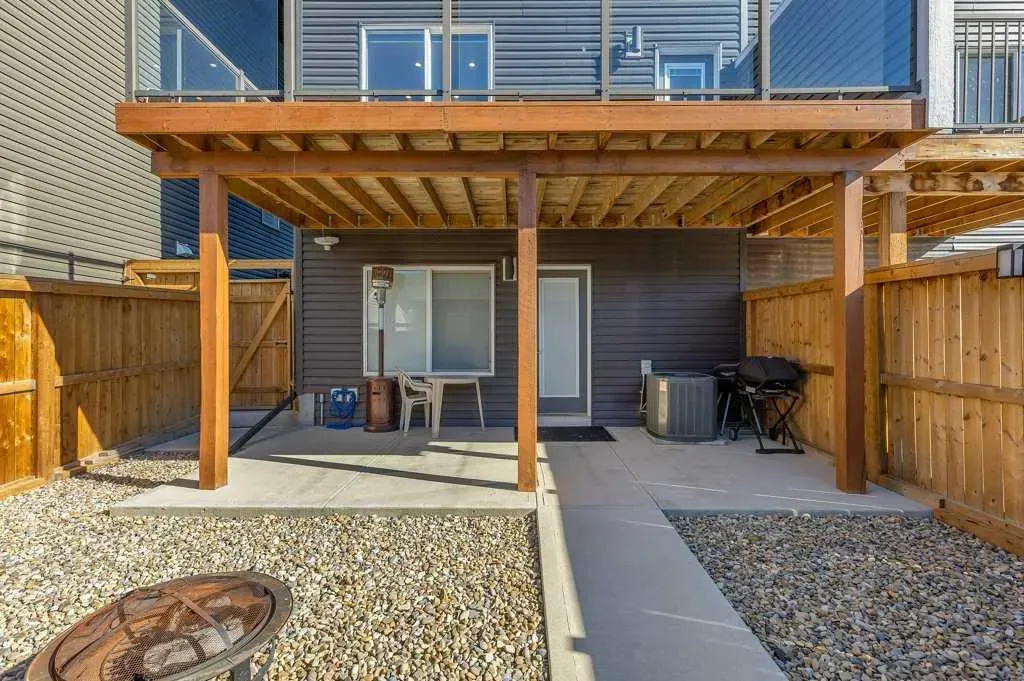 286 Carringvue Way NW