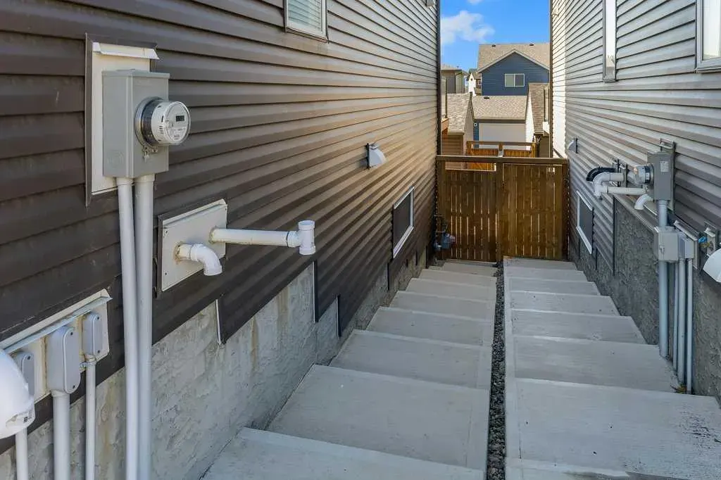 286 Carringvue Way NW