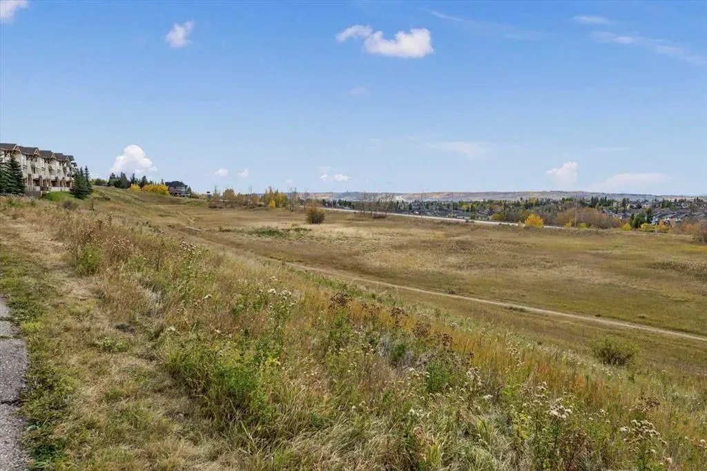 164 Rockyledge View NW, #1