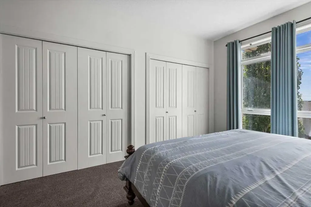 164 Rockyledge View NW, #1