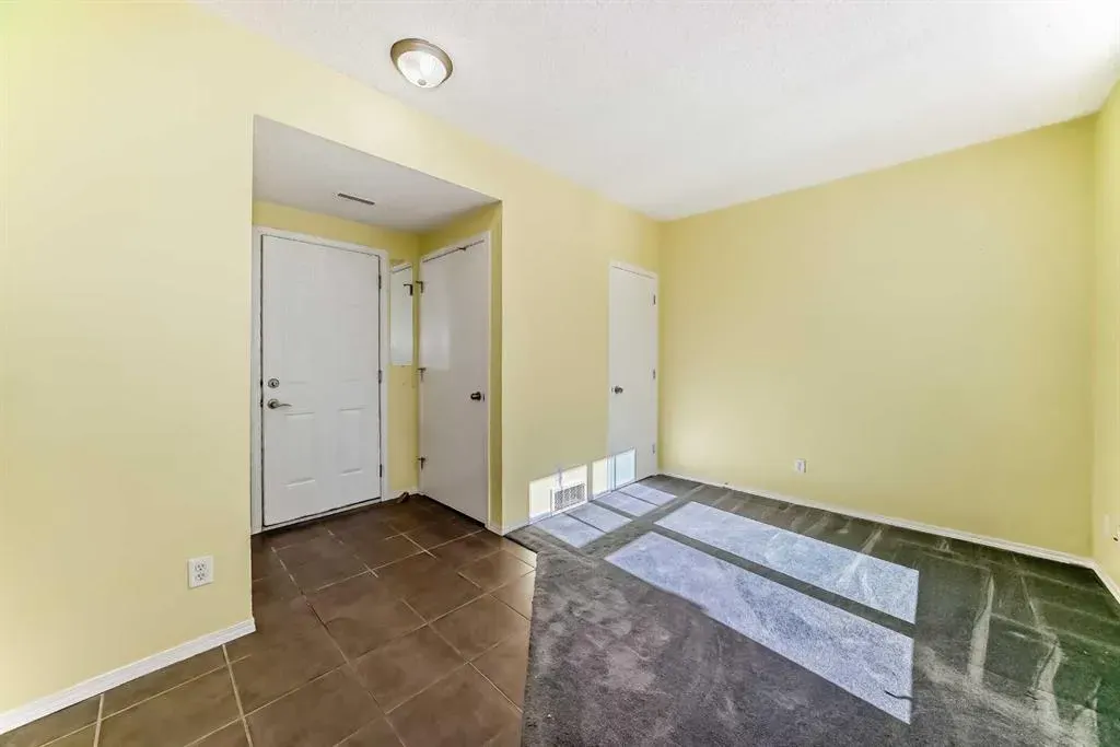 63 Toscana Gardens NW