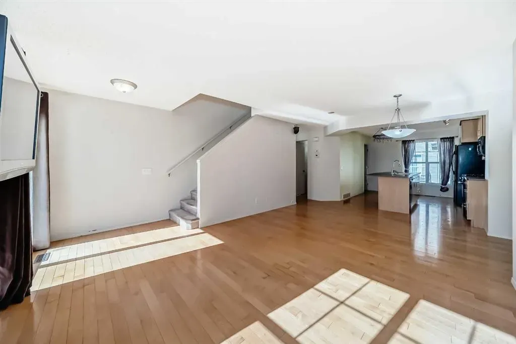 63 Toscana Gardens NW