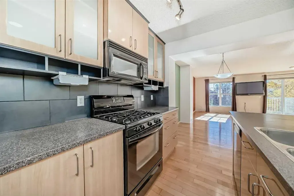 63 Toscana Gardens NW