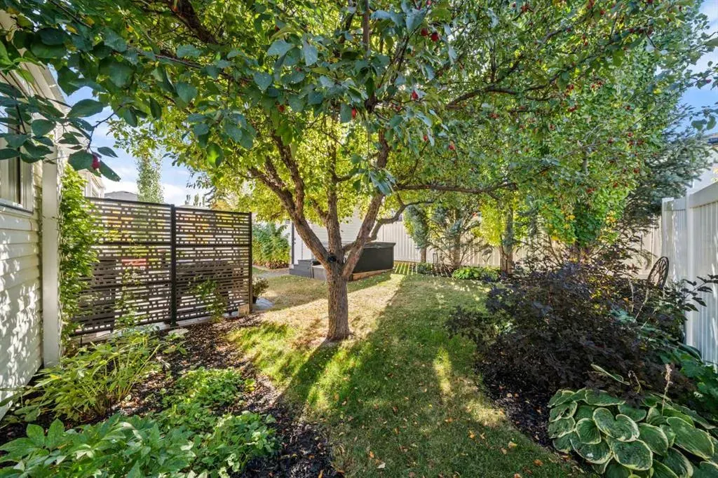 177 Hidden Vale Close NW