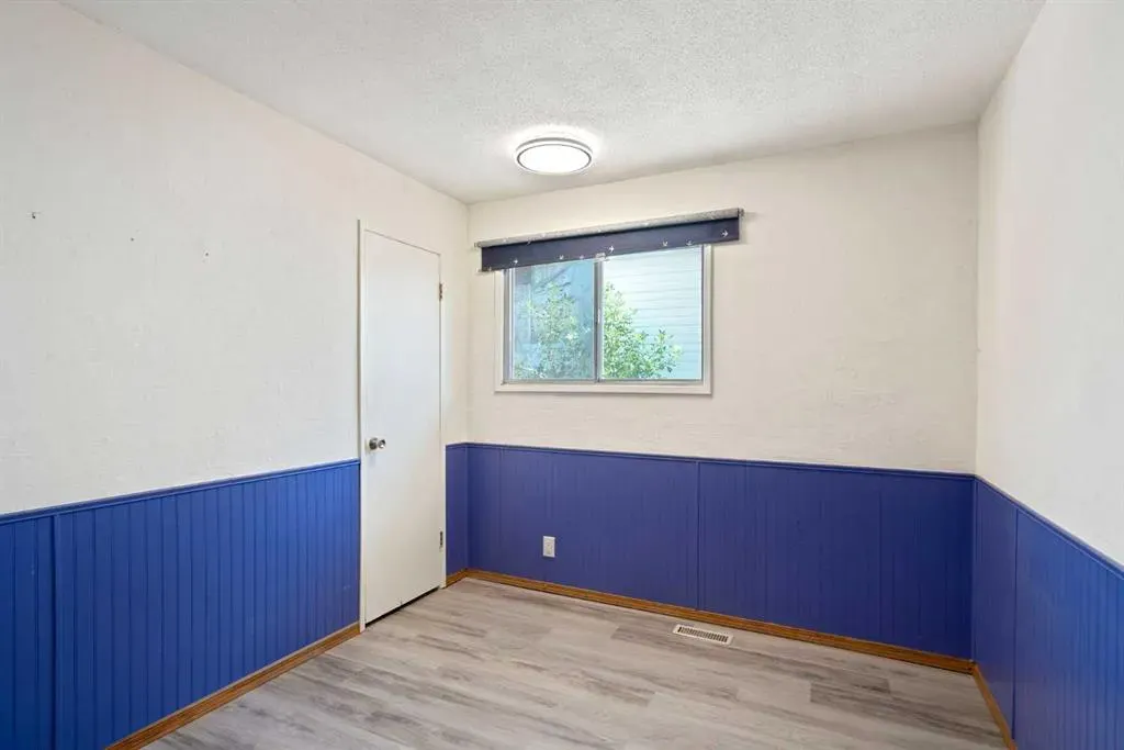 84 Maranda Close NE