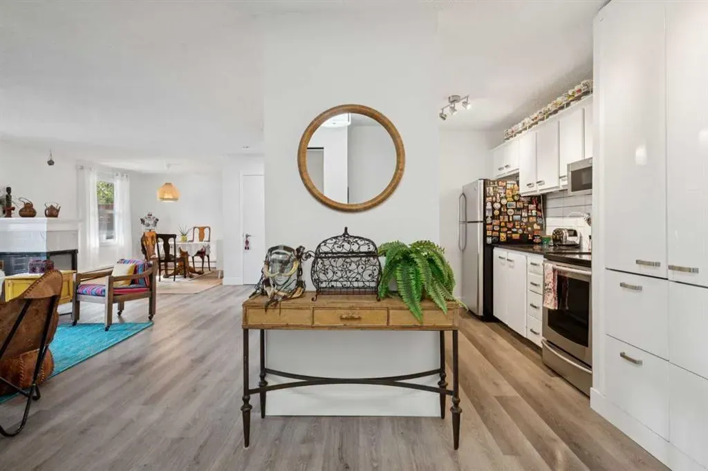 1606 34 Avenue SW, #1