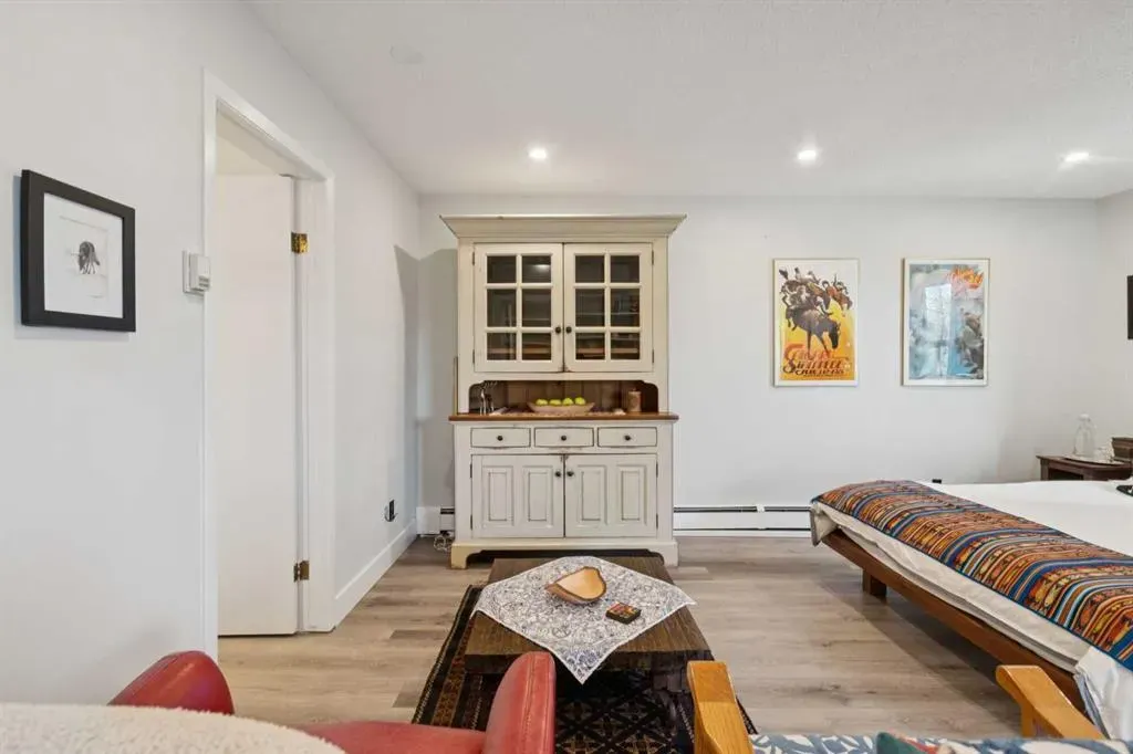 1606 34 Avenue SW, #1