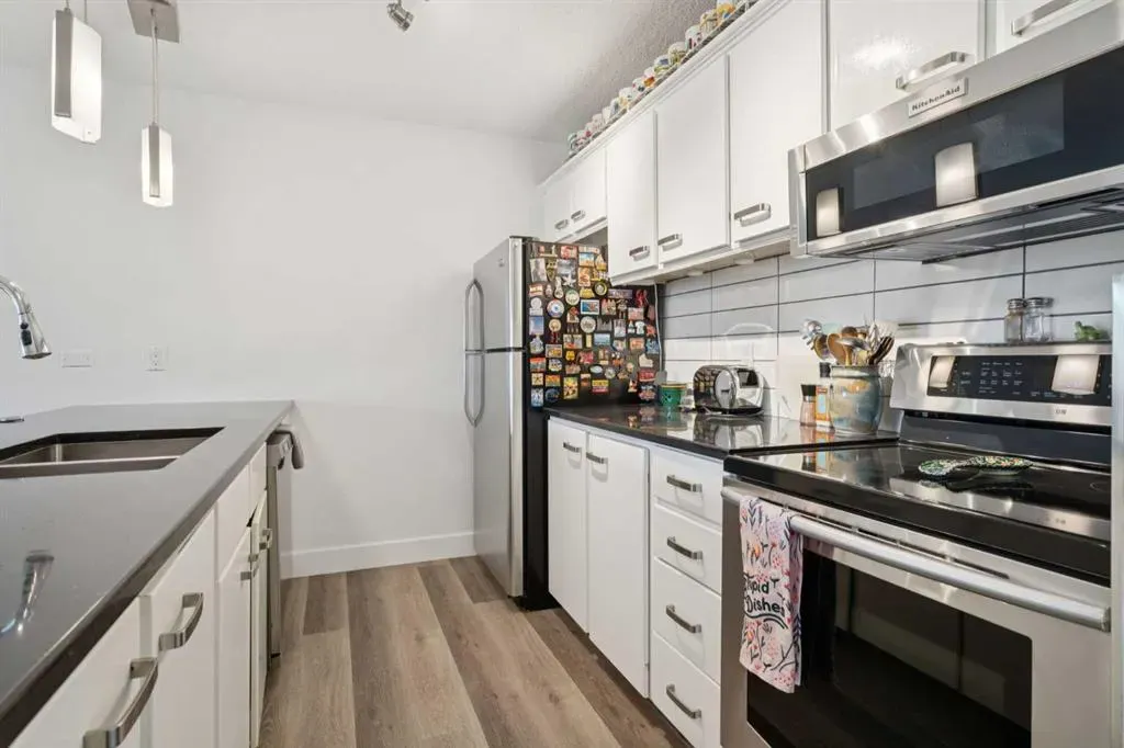1606 34 Avenue SW, #1