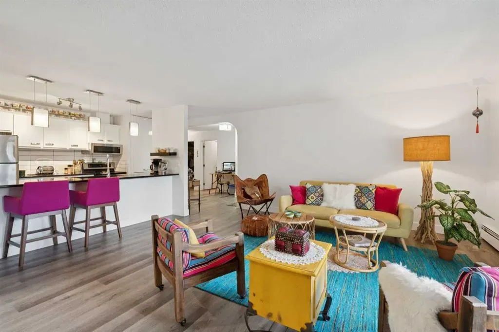 1606 34 Avenue SW, #1