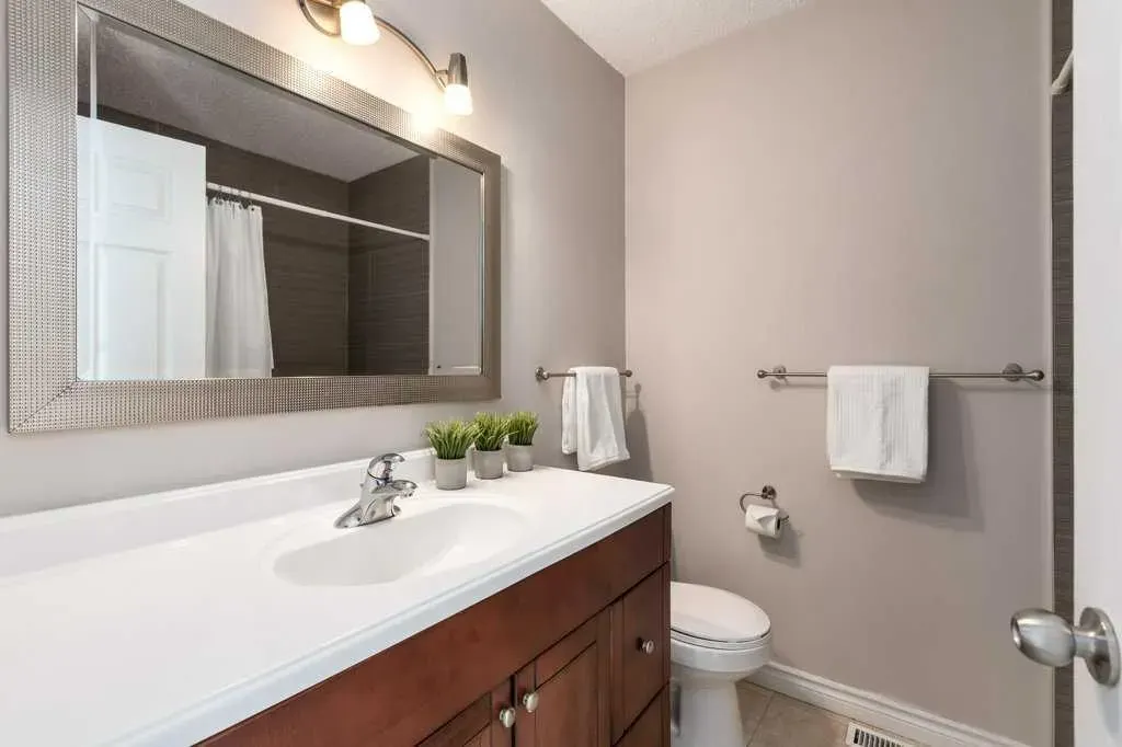 1939 25A Street SW, #4