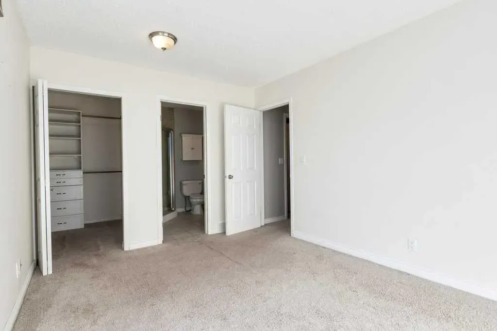 1939 25A Street SW, #4